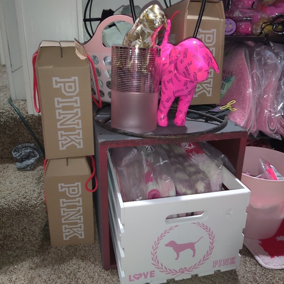 Kristin @2ndChanceBargains - Picture 5 of 5